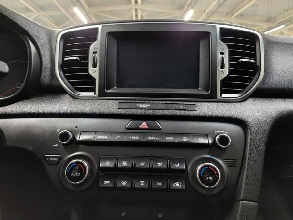 Kia Sportage IV Рестайлинг с пробегом 2018 года, цена 2 195 000 рублей, 100685 км, внедорожник, Автокод Объявления