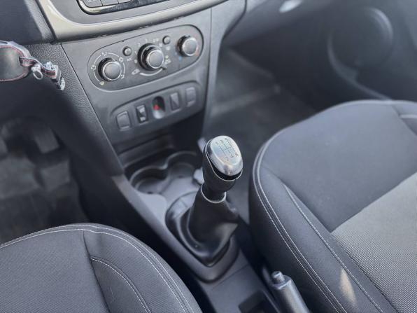 Renault Sandero II Рестайлинг с пробегом 2021 года, цена 1 229 000 рублей, 80536 км, хэтчбек, Автокод Объявления