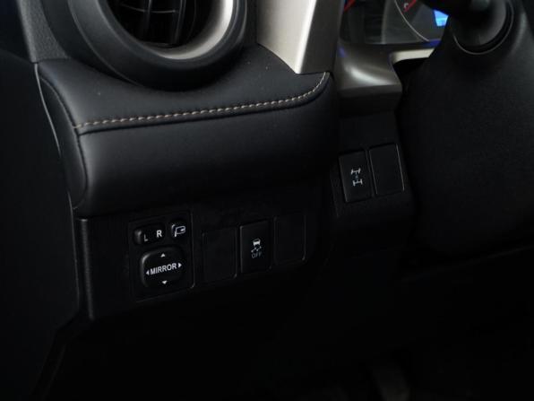 Toyota RAV4 IV (XA40) с пробегом 2014 года, цена 1 890 055 рублей, 144952 км, внедорожник, Автокод Объявления