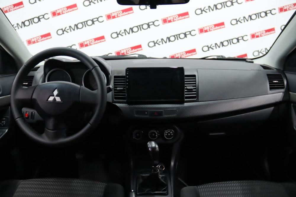 Mitsubishi Lancer X Рестайлинг Сургут  - изображение 8