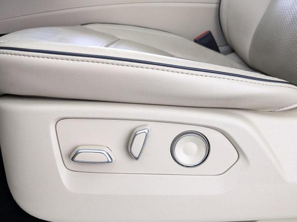 Cadillac Escalade V с пробегом 2021 года, цена 8 250 000 рублей, 85943 км, внедорожник, Автокод Объявления
