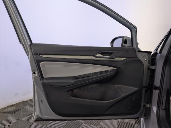 Volkswagen Golf VIII Рестайлинг с пробегом 2025 года, цена 3 350 000 рублей, 19750 км, хэтчбек, Автокод Объявления