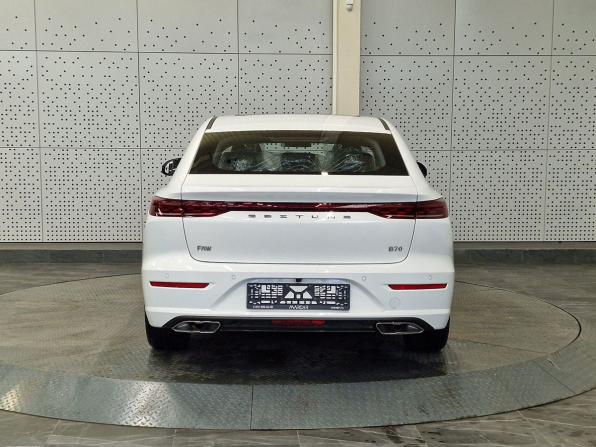 Новый FAW Bestune B70 I 2024 года, цена 2 300 000 рублей, лифтбек, Автокод Объявления