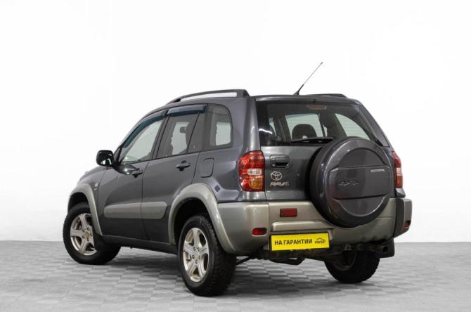 Toyota RAV4 II (XA20) Рестайлинг с пробегом 2004 года, цена 799 000 рублей, 200000 км, внедорожник, Автокод Объявления
