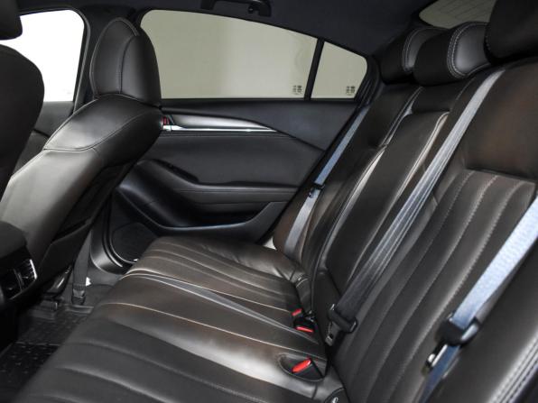 Mazda 6 III (GJ) Рестайлинг 2 с пробегом 2022 года, цена 2 790 000 рублей, 46490 км, седан, Автокод Объявления