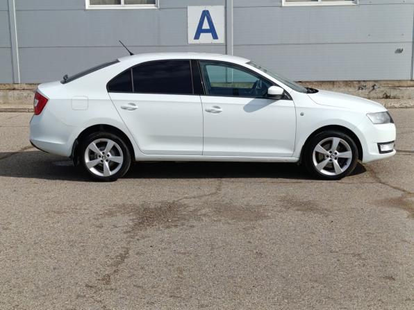 Skoda Rapid I с пробегом 2014 года, цена 935 000 рублей, 161698 км, лифтбек, Автокод Объявления