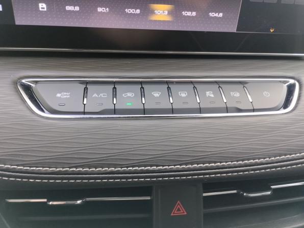 Haval Jolion I с пробегом 2023 года, цена 1 800 000 рублей, 24810 км, внедорожник, Автокод Объявления