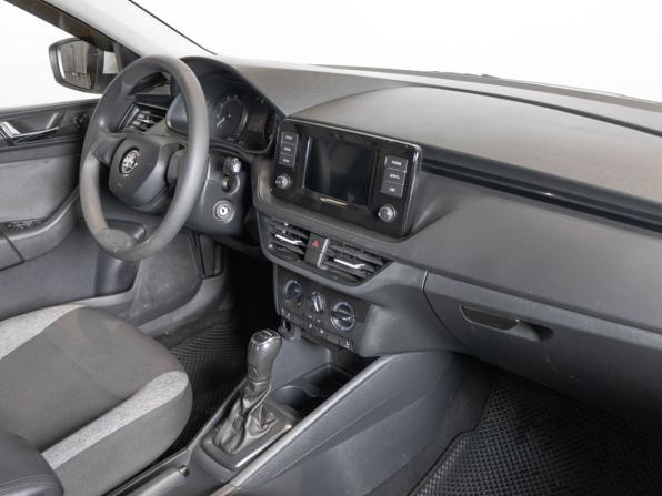 Skoda Rapid II с пробегом 2020 года, цена 1 250 000 рублей, 142000 км, лифтбек, Автокод Объявления