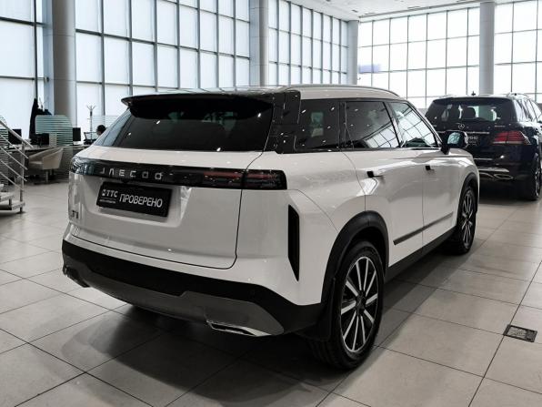 Jaecoo J7 I с пробегом 2024 года, цена 2 250 000 рублей, 40900 км, внедорожник, Автокод Объявления