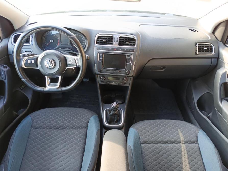 Volkswagen Polo V Рестайлинг Стерлитамак  - изображение 21