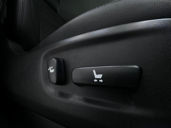 Toyota Land Cruiser Prado 150 Series Рестайлинг 1 с пробегом 2016 года, цена 3 940 000 рублей, 189161 км, внедорожник, Автокод Объявления