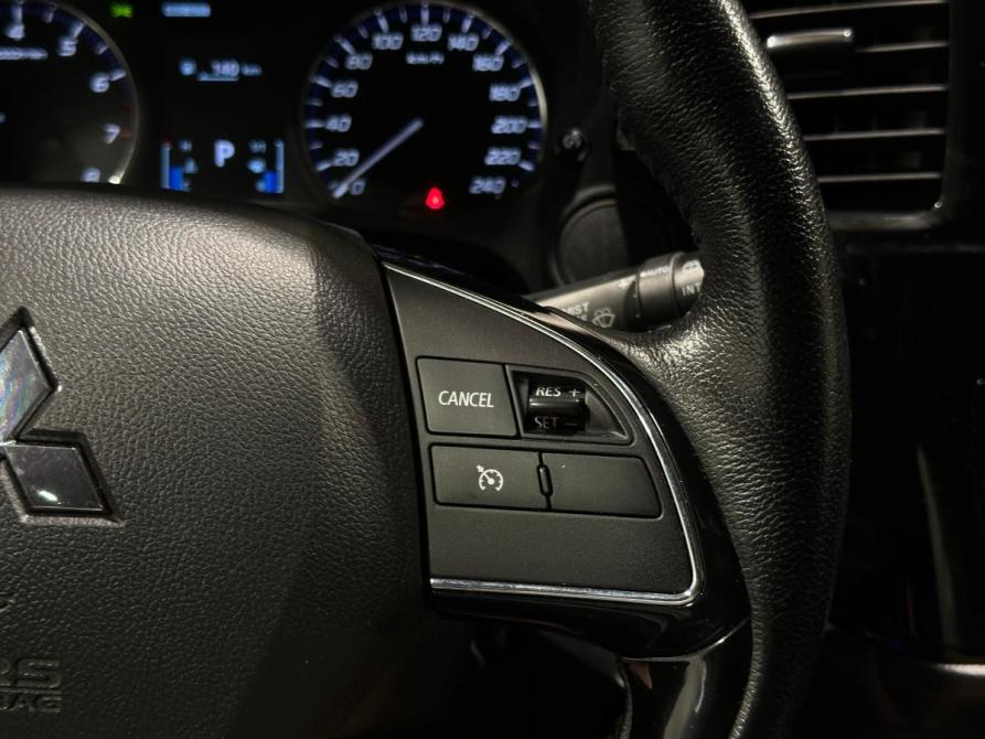 Mitsubishi Outlander III Рестайлинг 3 Челябинск  - изображение 19