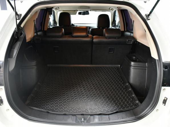 Mitsubishi Outlander III Рестайлинг 2 с пробегом 2015 года, цена 1 697 000 рублей, 238774 км, внедорожник, Автокод Объявления