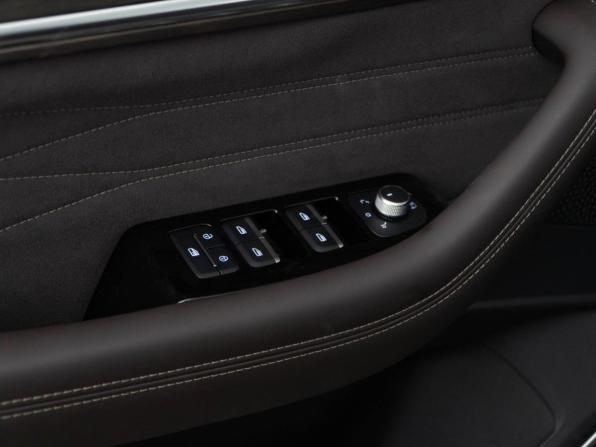 Geely Monjaro I Рестайлинг 2 с пробегом 2025 года, цена 4 172 434 рубля, 14 км, внедорожник, Автокод Объявления