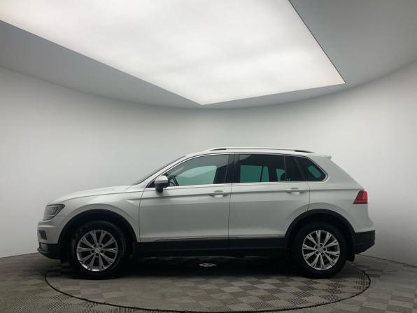 Volkswagen Tiguan II с пробегом 2018 года, цена 2 489 000 рублей, 129334 км, внедорожник, Автокод Объявления