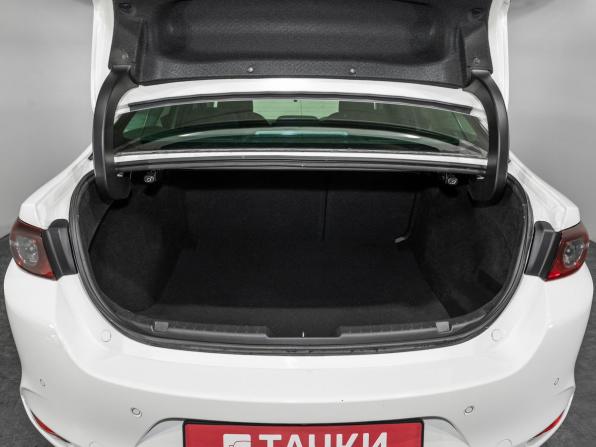 Mazda 3 IV (BP) с пробегом 2020 года, цена 1 630 000 рублей, 28900 км, седан, Автокод Объявления