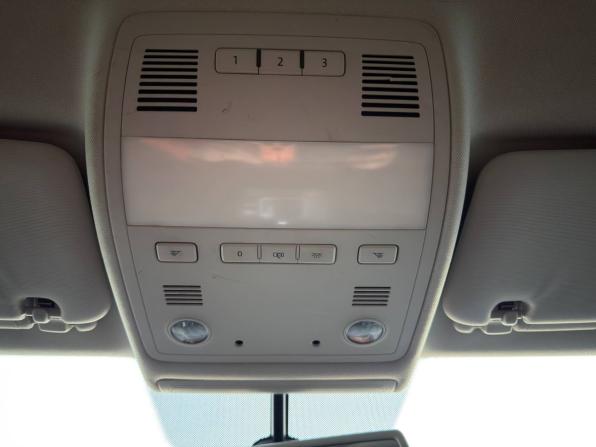 Volkswagen Touareg II с пробегом 2012 года, цена 2 325 000 рублей, 92000 км, внедорожник, Автокод Объявления