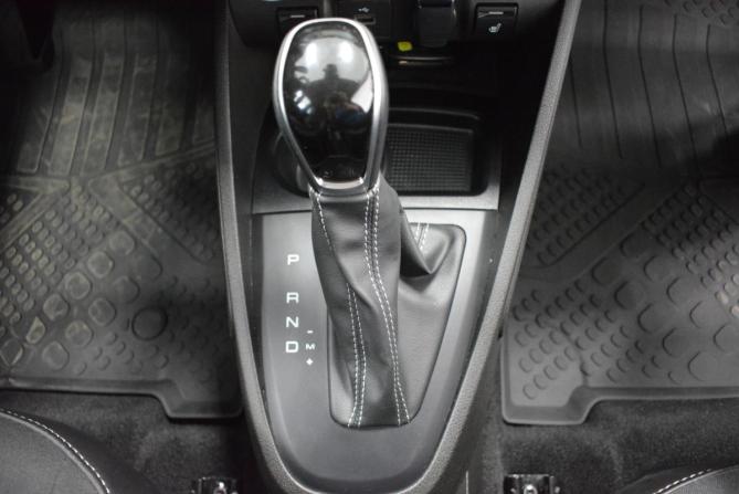 Lada (ВАЗ) Vesta I Рестайлинг (NG) с пробегом 2024 года, цена 1 450 000 рублей, 3300 км, универсал, Автокод Объявления