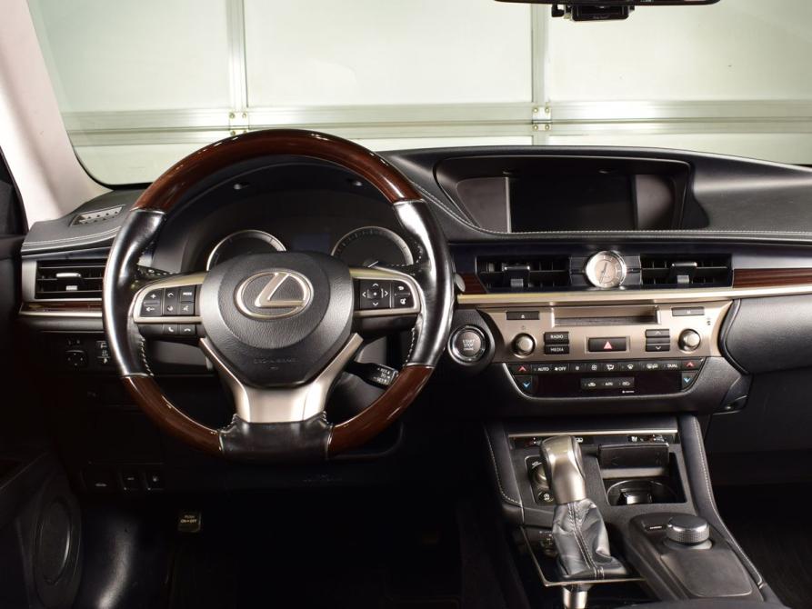 Lexus ES VI Рестайлинг Кемерово  - изображение 12
