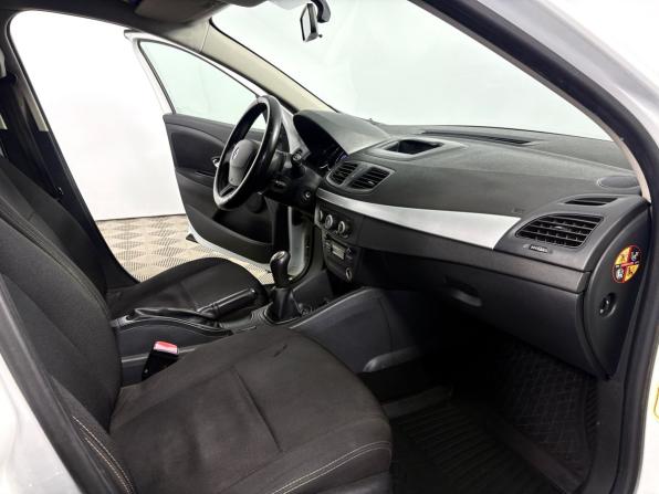 Renault Fluence I Рестайлинг с пробегом 2013 года, цена 970 000 рублей, 181436 км, седан, Автокод Объявления