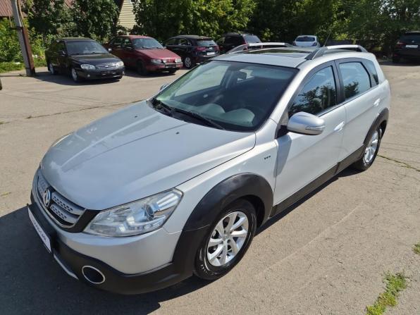 Dongfeng H30 Cross с пробегом 2014 года, цена 737 000 рублей, 92098 км, хэтчбек, Автокод Объявления