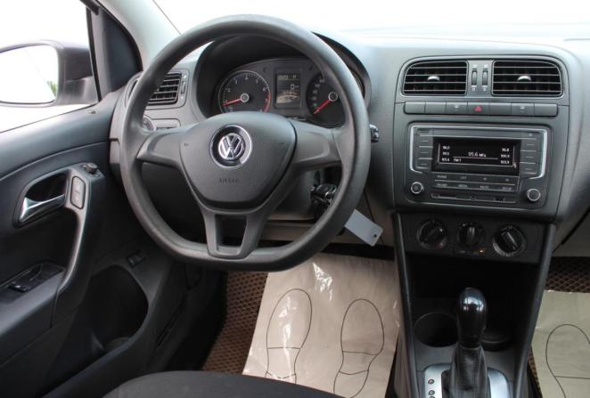 Volkswagen Polo V Рестайлинг с пробегом 2019 года, цена 1 310 000 рублей, 150484 км, седан, Автокод Объявления