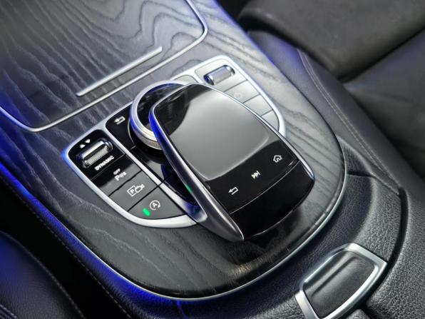Mercedes-Benz E-Класс V (W213 S213 C238) с пробегом 2019 года, цена 2 444 000 рублей, 231807 км, седан, Автокод Объявления