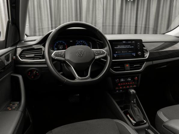 Volkswagen Polo VI с пробегом 2021 года, цена 1 840 000 рублей, 39406 км, лифтбек, Автокод Объявления