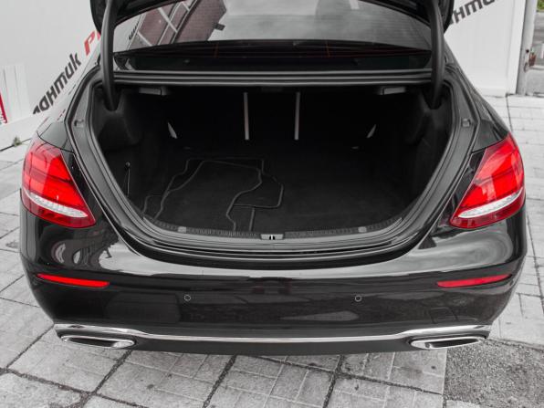 Mercedes-Benz E-Класс V (W213 S213 C238) с пробегом 2017 года, цена 3 025 000 рублей, 169556 км, седан, Автокод Объявления