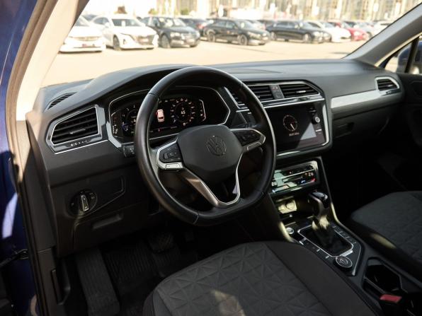 Volkswagen Tiguan II Рестайлинг с пробегом 2021 года, цена 3 068 000 рублей, 140095 км, внедорожник, Автокод Объявления