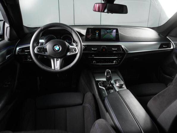 BMW 5 серии VII (G30/G31/G38) с пробегом 2018 года, цена 2 998 000 рублей, 155610 км, седан, Автокод Объявления