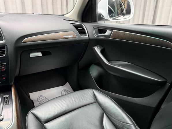Audi Q5 I (8R) с пробегом 2011 года, цена 1 529 000 рублей, 181409 км, внедорожник, Автокод Объявления