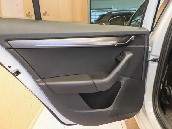 Skoda Octavia III (A7) Рестайлинг с пробегом 2017 года, цена 1 490 000 рублей, 203892 км, лифтбек, Автокод Объявления