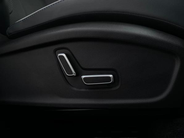 Geely Atlas II с пробегом 2024 года, цена 3 050 000 рублей, 6705 км, внедорожник, Автокод Объявления