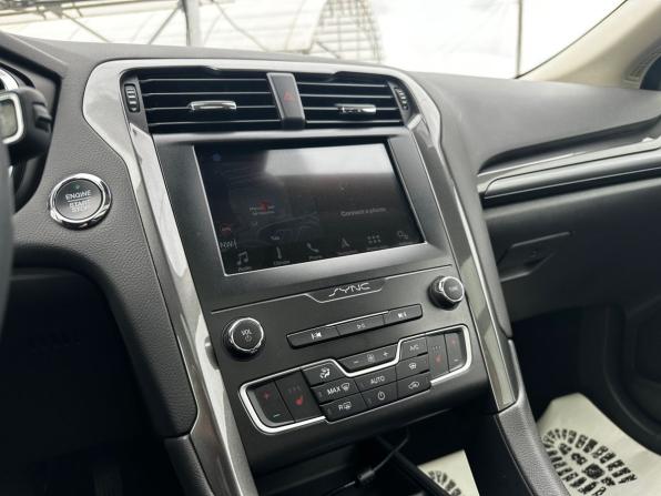 Ford Mondeo V Рестайлинг с пробегом 2019 года, цена 1 933 000 рублей, 137949 км, универсал, Автокод Объявления