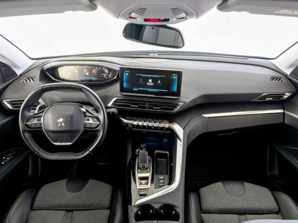 Peugeot 3008 II Рестайлинг с пробегом 2021 года, цена 2 320 000 рублей, 77341 км, внедорожник, Автокод Объявления