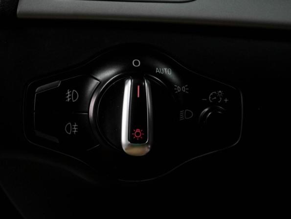 Audi A4 IV (B8) Рестайлинг с пробегом 2014 года, цена 1 399 000 рублей, 211210 км, седан, Автокод Объявления