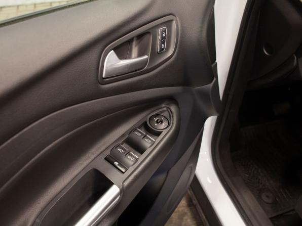 Ford Kuga II с пробегом 2016 года, цена 1 370 000 рублей, 228653 км, внедорожник, Автокод Объявления