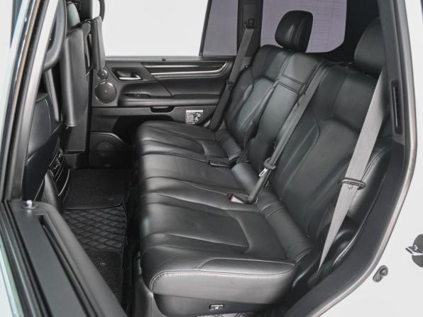 Lexus LX III Рестайлинг 2 с пробегом 2021 года, цена 9 979 000 рублей, 199751 км, внедорожник, Автокод Объявления