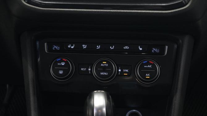 Volkswagen Tiguan II с пробегом 2017 года, цена 1 695 000 рублей, 161000 км, внедорожник, Автокод Объявления