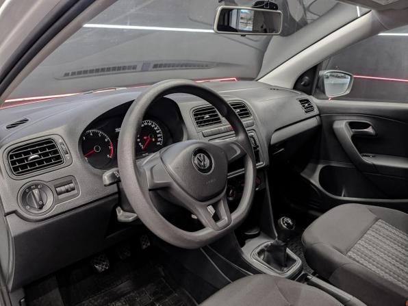 Volkswagen Polo V Рестайлинг с пробегом 2018 года, цена 1 100 000 рублей, 73682 км, седан, Автокод Объявления