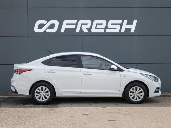 Hyundai Solaris II с пробегом 2020 года, цена 1 550 000 рублей, 101246 км, седан, Автокод Объявления