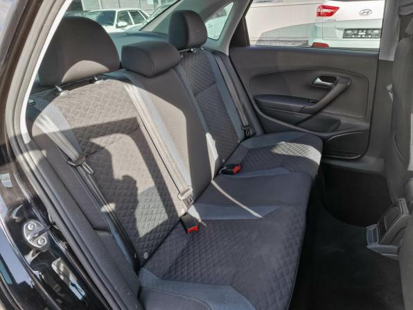 Volkswagen Polo V Рестайлинг с пробегом 2019 года, цена 1 275 000 рублей, 109282 км, седан, Автокод Объявления