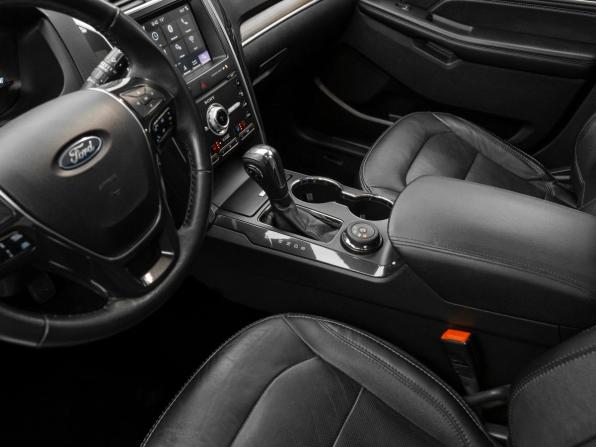 Ford Explorer V Рестайлинг 2 с пробегом 2019 года, цена 3 200 000 рублей, 137573 км, внедорожник, Автокод Объявления