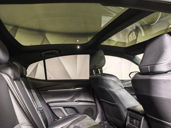 Toyota Camry IX (XV80) China Market с пробегом 2024 года, цена 3 996 000 рублей, 36334 км, седан, Автокод Объявления
