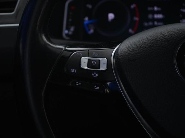 Volkswagen Tiguan II с пробегом 2019 года, цена 2 149 077 рублей, 159444 км, внедорожник, Автокод Объявления