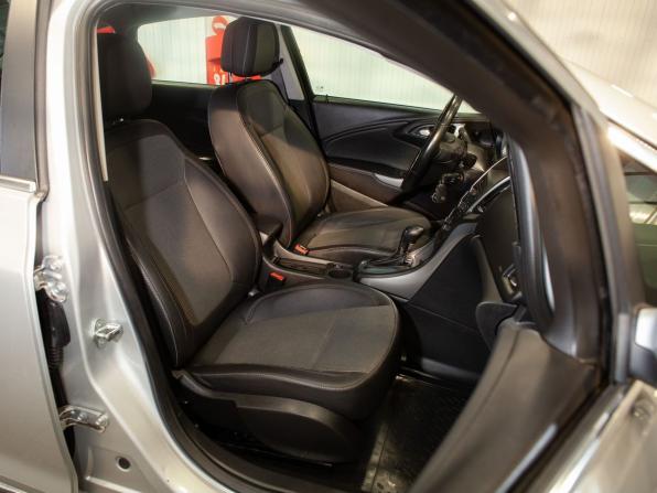 Opel Astra J с пробегом 2011 года, цена 795 000 рублей, 161884 км, хэтчбек, Автокод Объявления