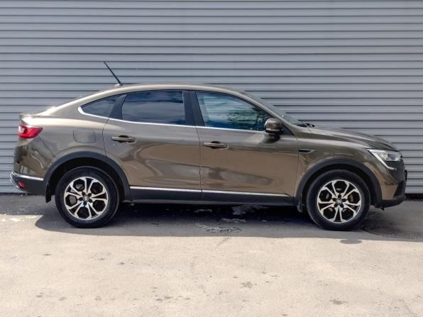 Renault Arkana I с пробегом 2020 года, цена 1 440 000 рублей, 90450 км, внедорожник, Автокод Объявления