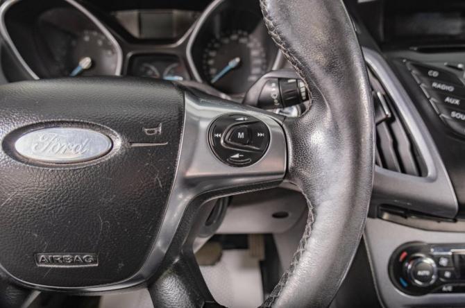 Ford Focus III с пробегом 2012 года, цена 899 000 рублей, 334000 км, хэтчбек, Автокод Объявления