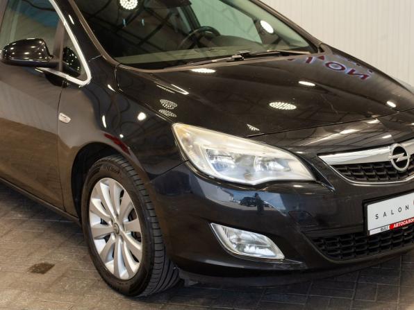 Opel Astra J с пробегом 2011 года, цена 650 000 рублей, 235807 км, хэтчбек, Автокод Объявления